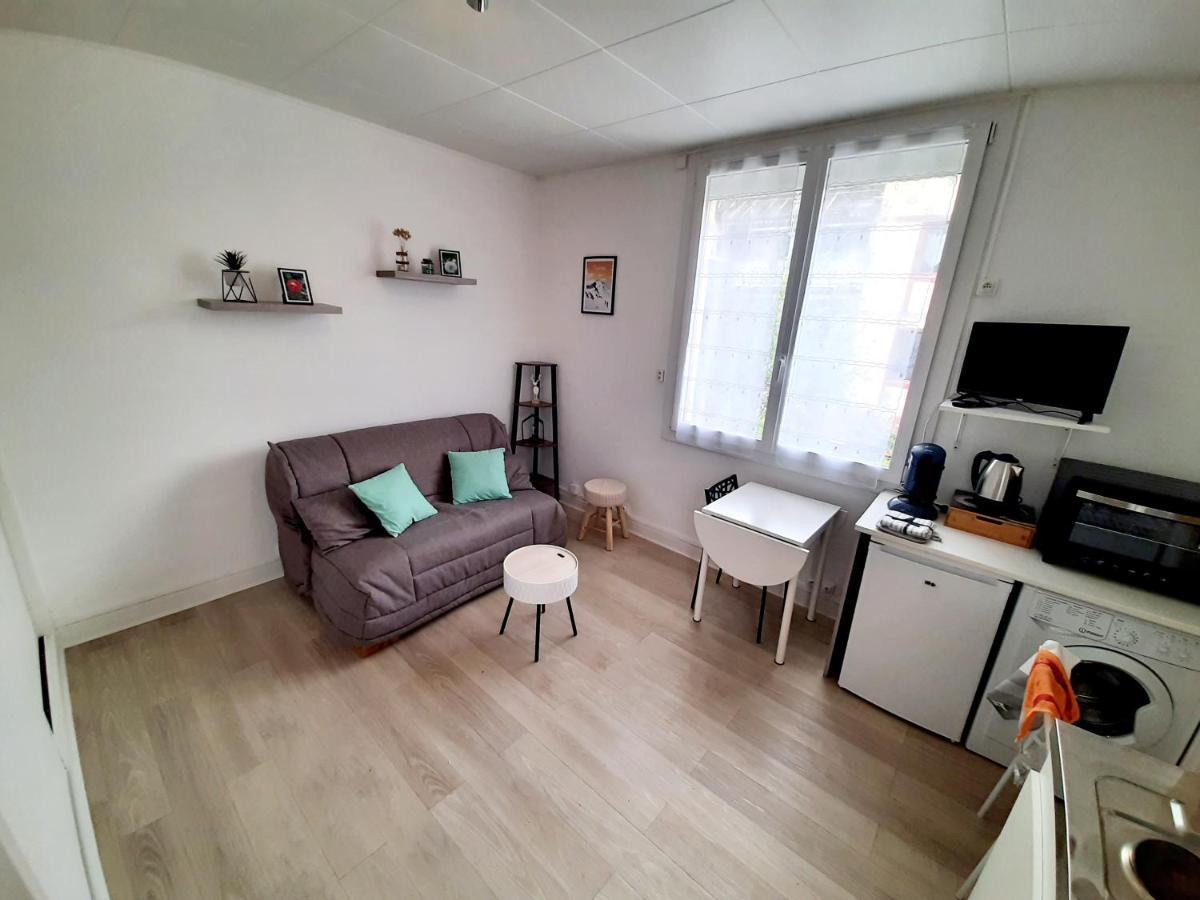 Charmant Petit Studio Баньер-де-Бигор Экстерьер фото